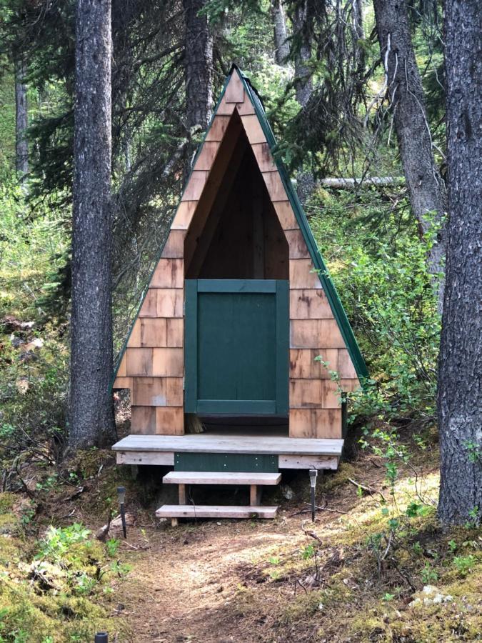 Vines And Puppies Glamping Hideaway Jade City Exterior foto